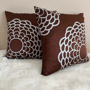 Silk, Feather, Down Chrysanthemum Geometric Teal on Chocolate Brown Pillows